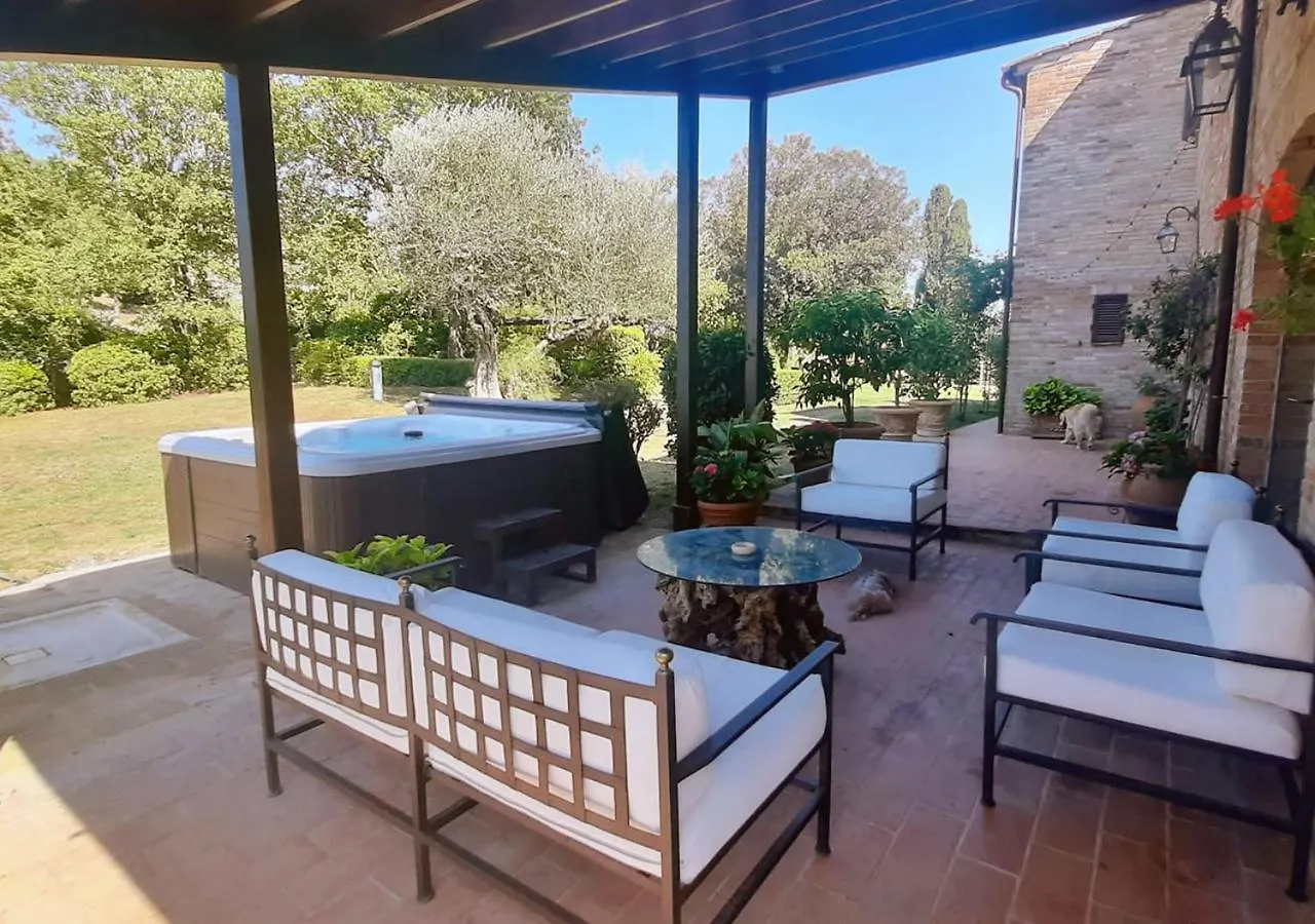 Holiday home Casa Bianca Gorgeous Tuscan Home Crete Senesi, Siena Asciano Italy